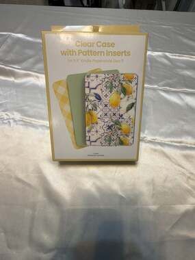 GEMS Clear Case with Pattern Inserts for 6.8" Kindle Paperwhite Gen 11